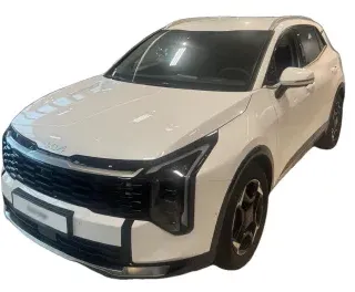 BIAŁY SUV KIA SPORTAGE z 2025 r., BENZYNA, skrzynia biegów AUTOMATYCZNA 160KM, zdjęcie główne