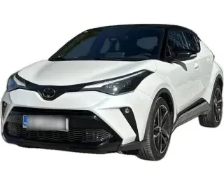 BIAŁY SUV TOYOTA C-HR z 2022 r., HYBRYDA/BENZYNA, skrzynia biegów AUTOMATYCZNA 122KM, zdjęcie główne