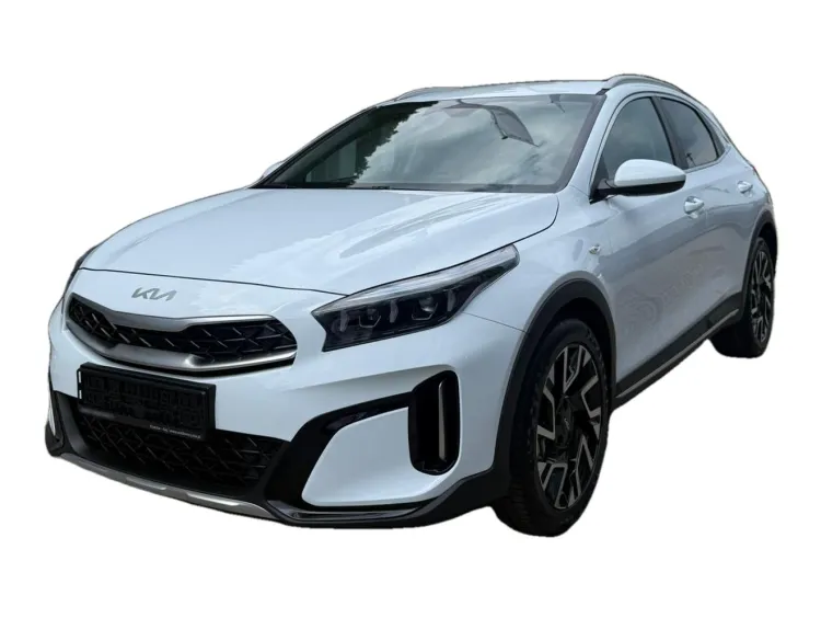 BIAŁY CROSSOVER KIA XCEED z 2026 r., BENZYNA, skrzynia biegów AUTOMATYCZNA 150KM, zdjęcie główne