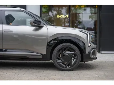 BEŻOWY SUV KIA SELTOS z 2026 r., BENZYNA, skrzynia biegów AUTOMATYCZNA 180KM, zdjęcie 6 z 20