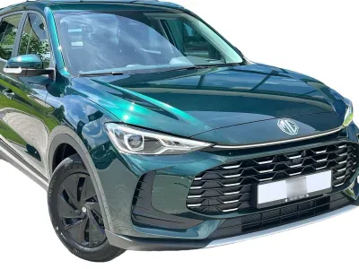ZIELONY HATCHBACK MG ZS z 2026 r., HYBRYDA/BENZYNA, skrzynia biegów AUTOMATYCZNA 197KM, zdjęcie 8 z 18