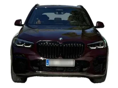 CZERWONY SUV BMW X5 z 2022 r., HYBRYDA/BENZYNA, skrzynia biegów AUTOMATYCZNA 394KM, zdjęcie 15 z 18