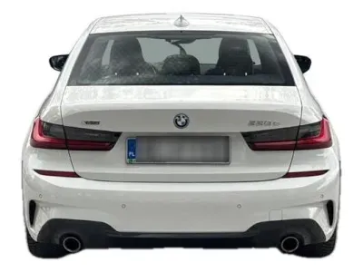 BIAŁY SEDAN BMW SERIE 3 z 2022 r., HYBRYDA/BENZYNA, skrzynia biegów AUTOMATYCZNA 292KM, zdjęcie 3 z 19