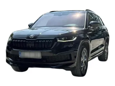 CZARNY SUV SKODA KODIAQ z 2023 r., DIESEL, skrzynia biegów AUTOMATYCZNA 150KM, zdjęcie główne