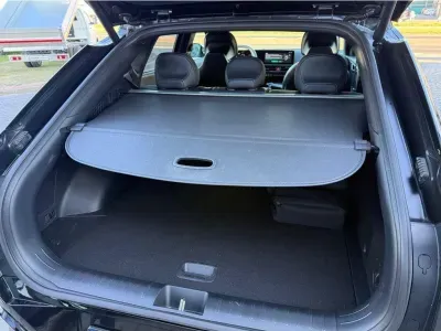 CZARNY SUV KIA EV6 z 2025 r., ELEKTRYCZNY, skrzynia biegów AUTOMATYCZNA 239KM, zdjęcie 14 z 38