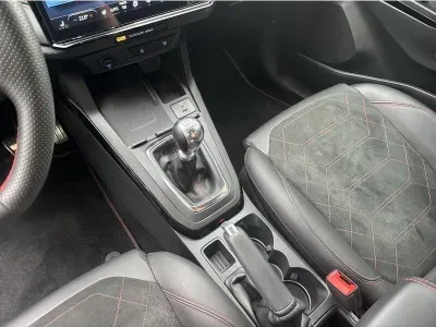 BIAŁY SUV FORD PUMA GEN-E z 2024 r., BENZYNA, skrzynia biegów MANUALNA 125KM, zdjęcie 10 z 18