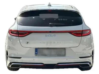BIAŁY KOMBI KIA PROCEED z 2023 r., BENZYNA, skrzynia biegów AUTOMATYCZNA 160KM, zdjęcie 5 z 19