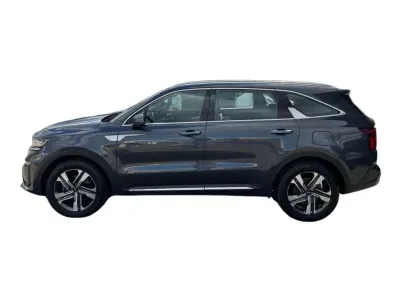 SZARY SUV KIA SORENTO z 2021 r., HYBRYDA/BENZYNA, skrzynia biegów AUTOMATYCZNA 169KM, zdjęcie 20 z 24