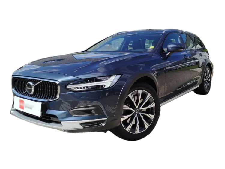 NIEBIESKI KOMBI VOLVO V90 CROSS COUNTRY z 2023 r., HYBRYDA/DIESEL, skrzynia biegów AUTOMATYCZNA 300KM, zdjęcie główne
