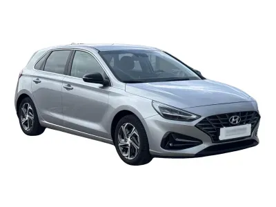 SREBRNY HATCHBACK HYUNDAI I30 z 2024 r., BENZYNA, skrzynia biegów MANUALNA 120KM, zdjęcie 6 z 8