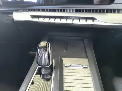 SZARY SUV MG S9 z 2026 r., HYBRYDA/BENZYNA, skrzynia biegów AUTOMATYCZNA 299KM, zdjęcie 12 z 19