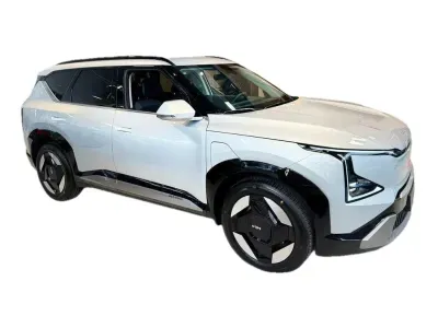 SREBRNY SUV KIA EV5 z 2025 r., ELEKTRYCZNY, skrzynia biegów AUTOMATYCZNA 160KM, zdjęcie 8 z 22
