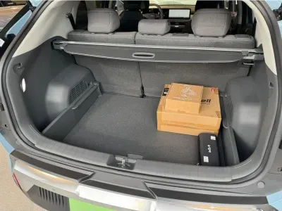 NIEBIESKI SUV KIA EV3 z 2025 r., ELEKTRYCZNY, skrzynia biegów AUTOMATYCZNA 150KM, zdjęcie 17 z 18