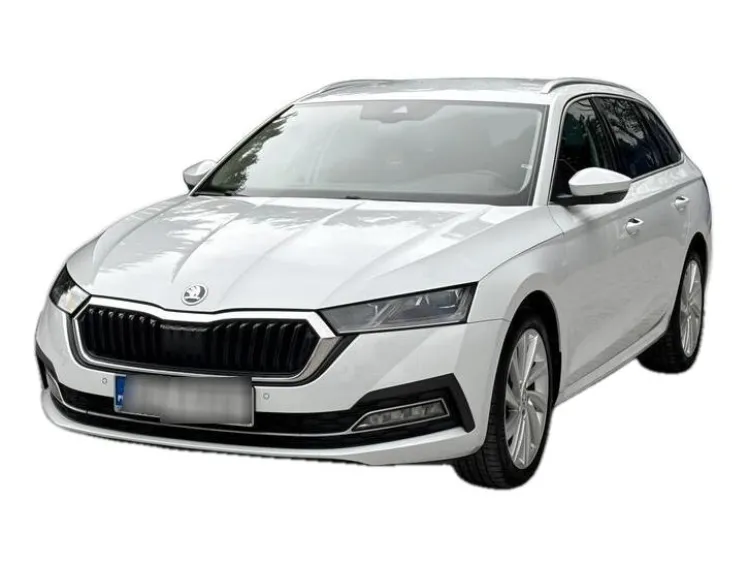 BIAŁY KOMBI SKODA OCTAVIA z 2023 r., BENZYNA, skrzynia biegów AUTOMATYCZNA 150KM, zdjęcie główne