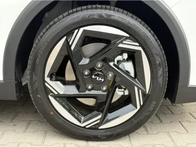 BIAŁY HATCHBACK KIA K4 z 2026 r., BENZYNA, skrzynia biegów AUTOMATYCZNA 150KM, zdjęcie 11 z 11