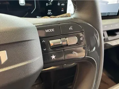 SREBRNY SUV KIA EV5 z 2025 r., ELEKTRYCZNY, skrzynia biegów AUTOMATYCZNA 160KM, zdjęcie 16 z 22