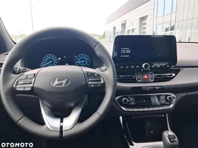 NIEBIESKI INNE HYUNDAI I30 z 2025 r., BENZYNA, skrzynia biegów MANUALNA 140KM, zdjęcie 4 z 17