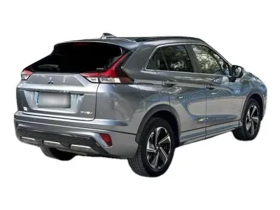 SZARY SUV MITSUBISHI ECLIPSE CROSS z 2022 r., HYBRYDA/BENZYNA, skrzynia biegów AUTOMATYCZNA 188KM, zdjęcie 18 z 19