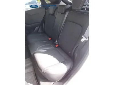 BIAŁY HATCHBACK FORD PUMA z 2023 r., HYBRYDA/BENZYNA, skrzynia biegów AUTOMATYCZNA 92KM, zdjęcie 15 z 18
