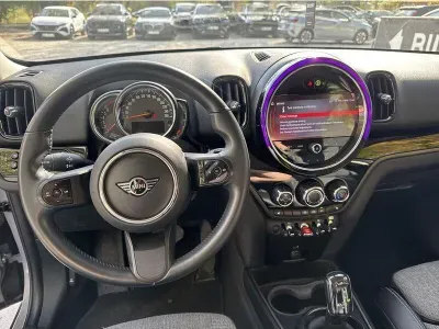 SZARY SUV MINI COUNTRYMAN z 2021 r., BENZYNA, skrzynia biegów AUTOMATYCZNA 178KM, zdjęcie 4 z 18
