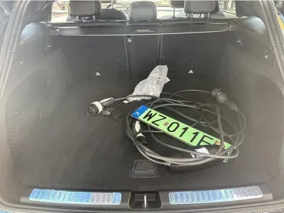 CZARNY SUV MERCEDES CLASE EQC z 2021 r., ELEKTRYCZNY, skrzynia biegów AUTOMATYCZNA 408KM, zdjęcie 10 z 18