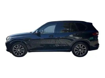 CZARNY SUV BMW X5 z 2022 r., DIESEL, skrzynia biegów AUTOMATYCZNA 231KM, zdjęcie 16 z 19