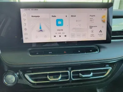 SREBRNY SUV MG HS HYBRID+ z 2026 r., HYBRYDA/BENZYNA, skrzynia biegów AUTOMATYCZNA 224KM, zdjęcie 8 z 16