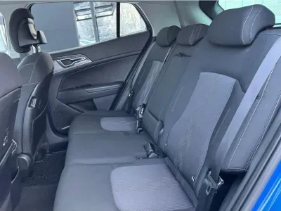 NIEBIESKI SUV KIA SPORTAGE z 2023 r., BENZYNA, skrzynia biegów AUTOMATYCZNA 110KM, zdjęcie 13 z 23