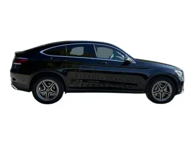 CZARNY SUV MERCEDES CLASE GLC z 2022 r., BENZYNA, skrzynia biegów AUTOMATYCZNA 211KM, zdjęcie 18 z 19