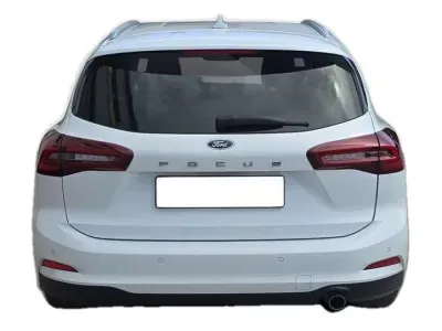 SREBRNY KOMBI FORD FOCUS z 2023 r., BENZYNA, skrzynia biegów MANUALNA 92KM, zdjęcie 7 z 20