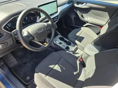 NIEBIESKI KOMBI FORD FOCUS TURNIER z 2024 r., DIESEL, skrzynia biegów AUTOMATYCZNA 115KM, zdjęcie 5 z 19