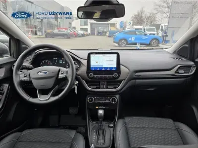 SZARY HATCHBACK FORD PUMA z 2022 r., HYBRYDA/BENZYNA, skrzynia biegów AUTOMATYCZNA 92KM, zdjęcie 15 z 21