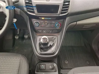 SREBRNY KOMBI FORD TRANSIT CONNECT z 2023 r., DIESEL, skrzynia biegów MANUALNA 74KM, zdjęcie 18 z 28