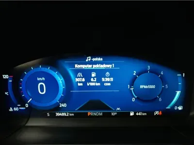 SZARY KOMBI FORD KUGA z 2023 r., BENZYNA, skrzynia biegów AUTOMATYCZNA 120KM, zdjęcie 15 z 16