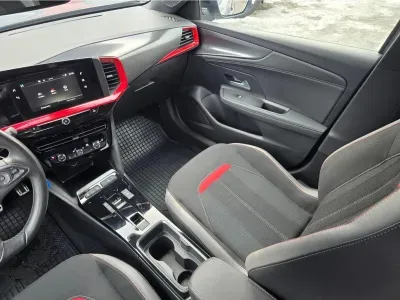 SZARY KOMBI OPEL MOKKA z 2023 r., BENZYNA, skrzynia biegów AUTOMATYCZNA 130KM, zdjęcie 20 z 20