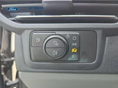 SREBRNY VAN FORD TOURNEO CUSTOM z 2025 r., HYBRYDA/BENZYNA, skrzynia biegów AUTOMATYCZNA 171KM, zdjęcie 3 z 24
