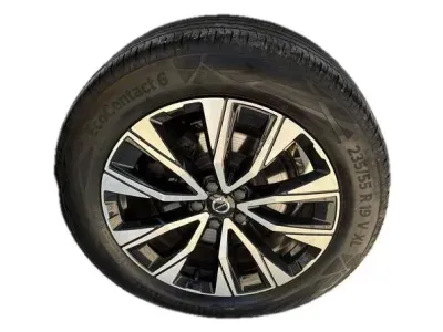 NIEBIESKI SUV VOLVO XC60 z 2022 r., DIESEL, skrzynia biegów AUTOMATYCZNA 197KM, zdjęcie 17 z 19