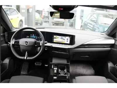 ZŁOTY HATCHBACK OPEL ASTRA VI z 2024 r., BENZYNA, skrzynia biegów AUTOMATYCZNA 130KM, zdjęcie 3 z 16