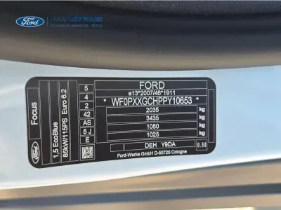 BIAŁY KOMBI FORD FOCUS z 2023 r., DIESEL, skrzynia biegów AUTOMATYCZNA 85KM, zdjęcie 10 z 26