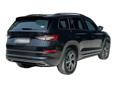 CZARNY SUV SKODA KODIAQ z 2023 r., DIESEL, skrzynia biegów AUTOMATYCZNA 150KM, zdjęcie 13 z 19