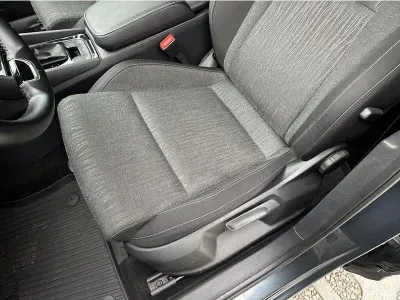 SZARY SUV SKODA KAROQ z 2021 r., BENZYNA, skrzynia biegów AUTOMATYCZNA 150KM, zdjęcie 10 z 19