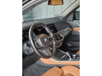 CZARNY SUV BMW X5 z 2022 r., DIESEL, skrzynia biegów AUTOMATYCZNA 231KM, zdjęcie 10 z 12