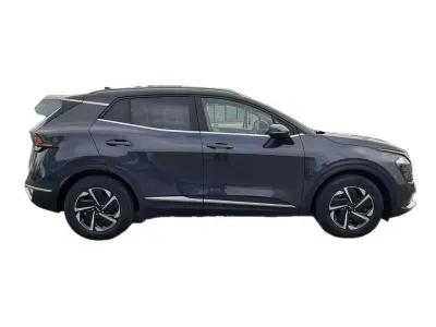 SZARY SUV KIA SPORTAGE z 2023 r., BENZYNA, skrzynia biegów MANUALNA 110KM, zdjęcie 20 z 25