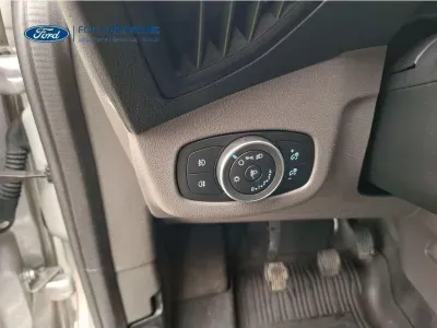 SREBRNY KOMBI FORD TRANSIT CONNECT z 2023 r., DIESEL, skrzynia biegów MANUALNA 74KM, zdjęcie 8 z 28