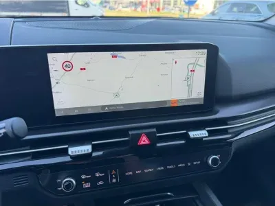 SREBRNY SUV KIA SPORTAGE z 2025 r., BENZYNA, skrzynia biegów AUTOMATYCZNA 110KM, zdjęcie 17 z 22