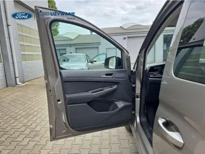 ZŁOTY VAN FORD TOURNEO CONNECT z 2026 r., DIESEL, skrzynia biegów AUTOMATYCZNA 90KM, zdjęcie 27 z 27