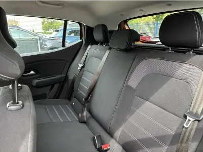 POMARAŃCZOWY HATCHBACK DACIA SANDERO III z 2022 r., BENZYNA, skrzynia biegów MANUALNA 90KM, zdjęcie 18 z 18