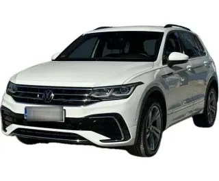 BIAŁY SUV VOLKSWAGEN TIGUAN z 2022 r., DIESEL, skrzynia biegów AUTOMATYCZNA 200KM, zdjęcie główne