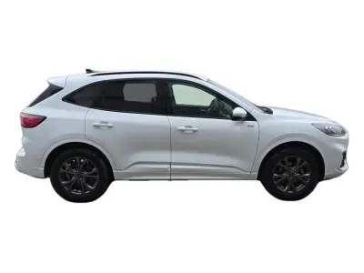 BIAŁY SUV FORD KUGA z 2022 r., HYBRYDA/BENZYNA, skrzynia biegów AUTOMATYCZNA 112KM, zdjęcie 15 z 28