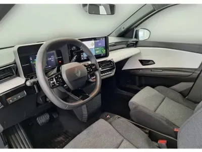 BIAŁY HATCHBACK RENAULT 5 z 2026 r., ELEKTRYCZNY, skrzynia biegów AUTOMATYCZNA 120KM, zdjęcie 9 z 9